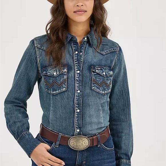 Wrangler Tops - Wrangler Blue Denim Button Down Shirt
